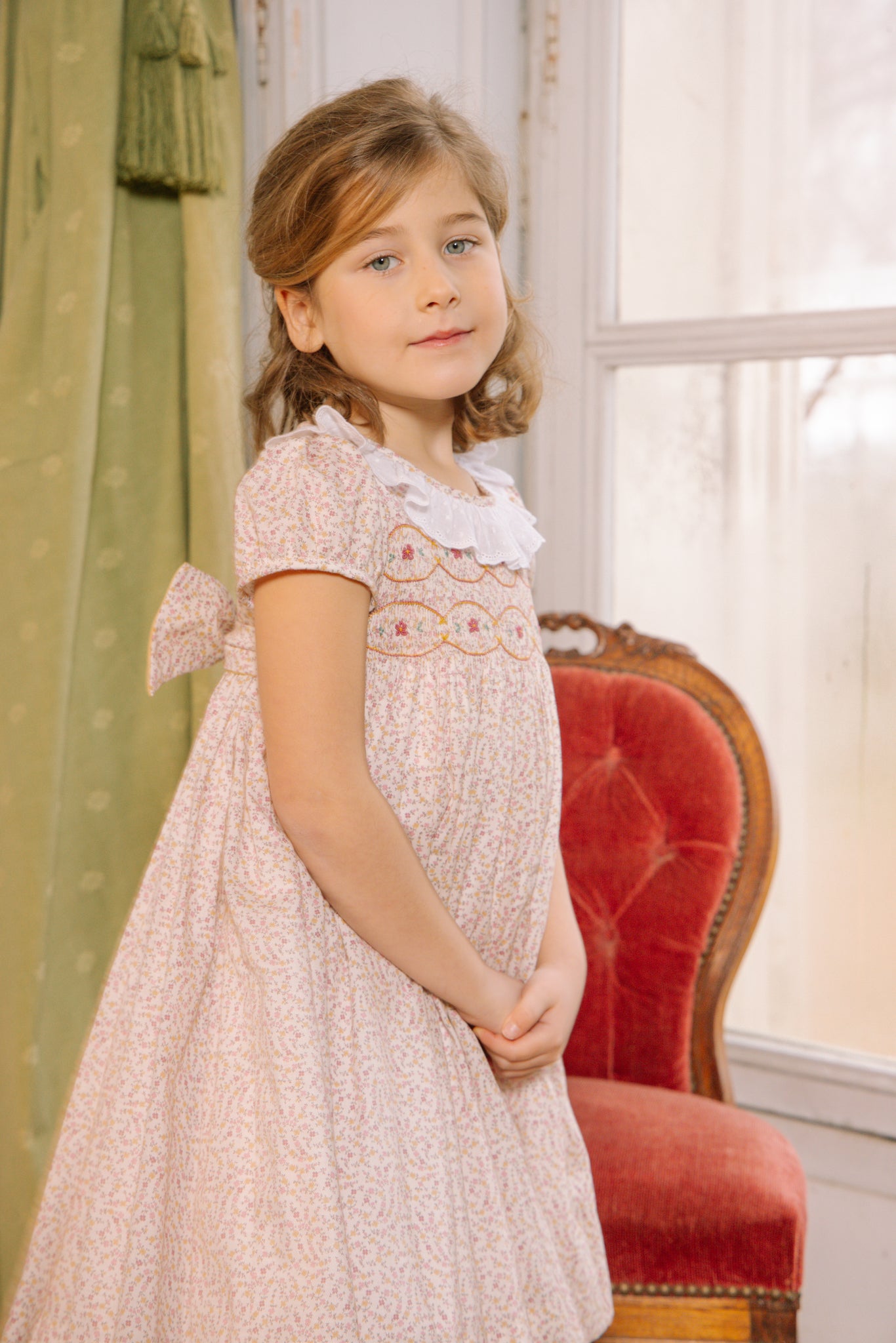 short sleeve smocked dress Short Sleeve Smocked Floral Midi Dress - SMALL / BLUE