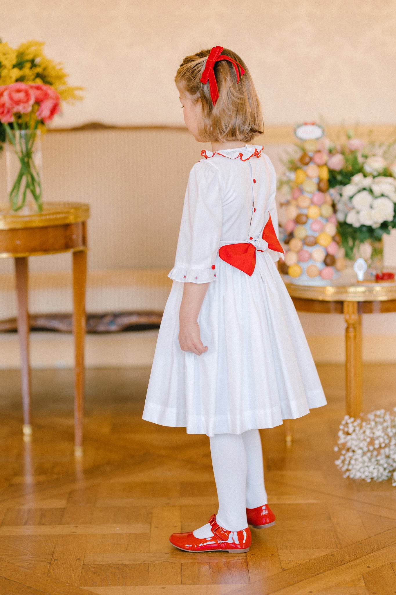 GISELLE WHITE/RED